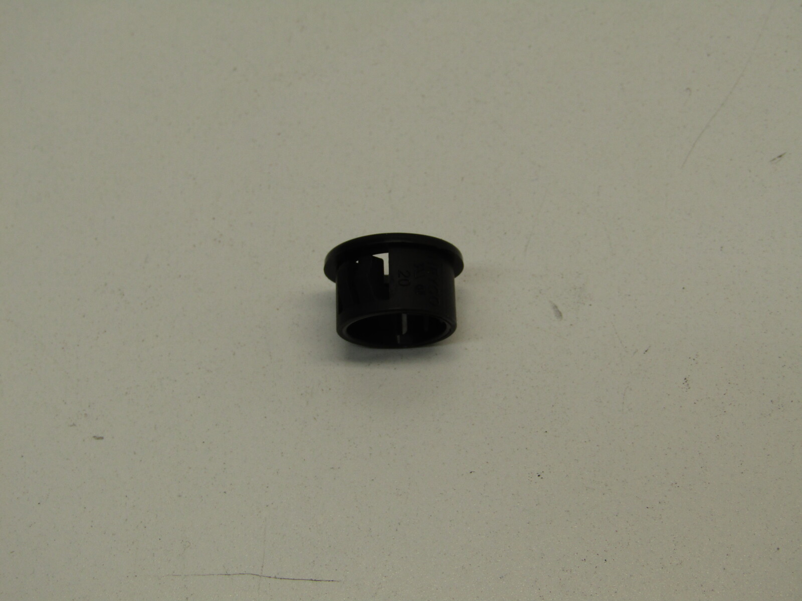 GROMMET,.625 X .438 ID